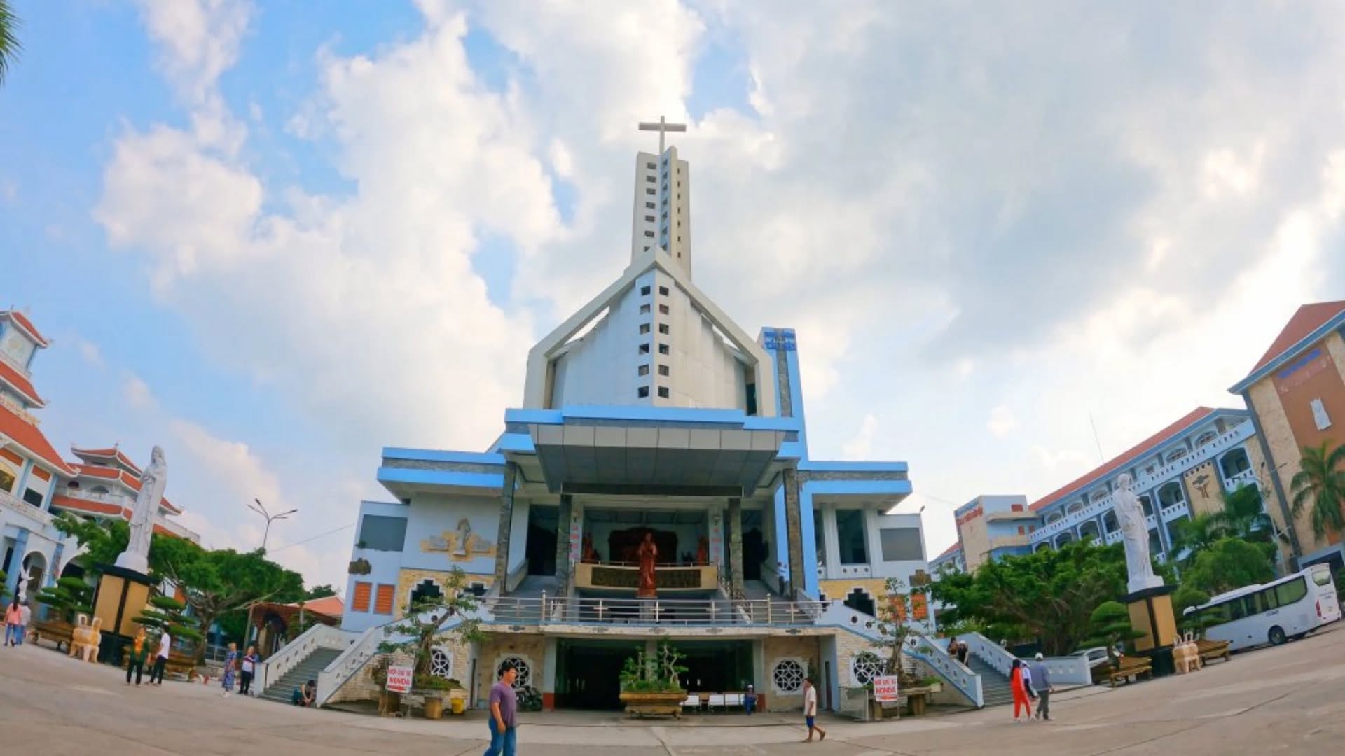 Giá Xe 7 Chỗ Đi Cha Diệp Bao Nhiêu? Bảng Giá 