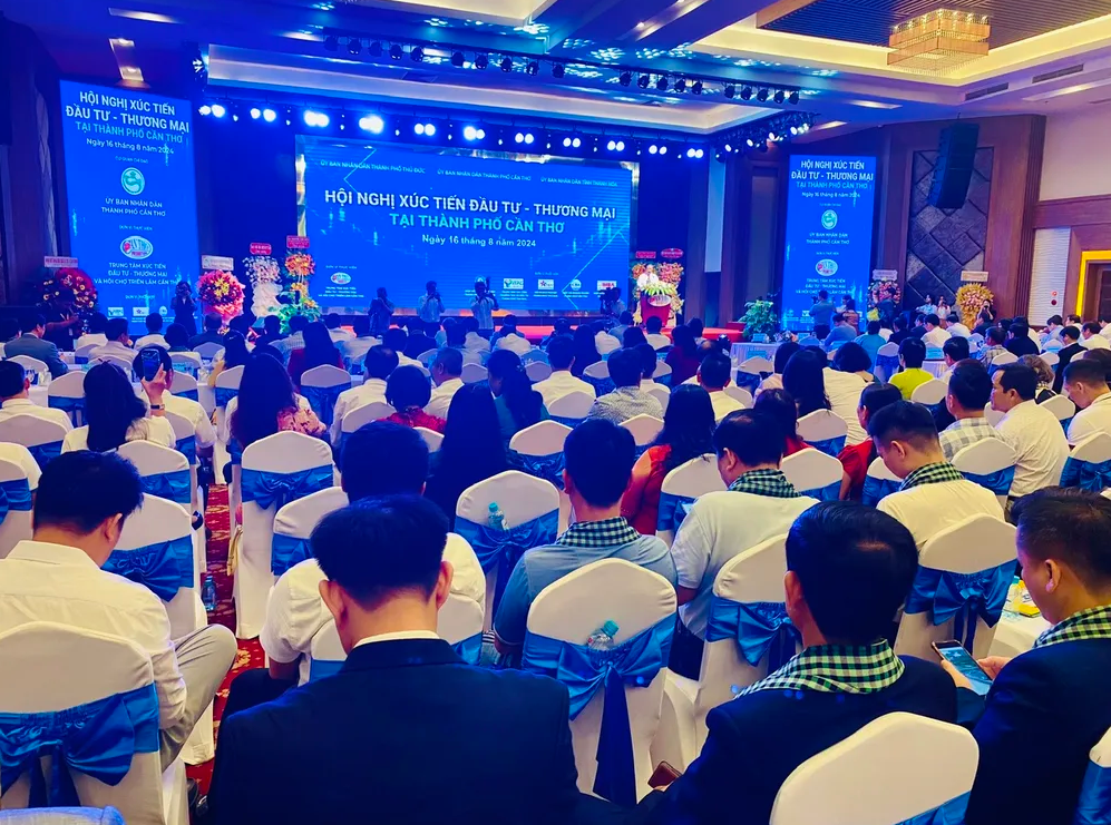 Dịch Vụ Thuê Xe Chạy Sự Kiện Đón Khách Các Tỉnh Miền Tây Đi Cần Thơ Hội Nghị